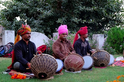 “Nagara” culture and the folk rhythms in Pushkar